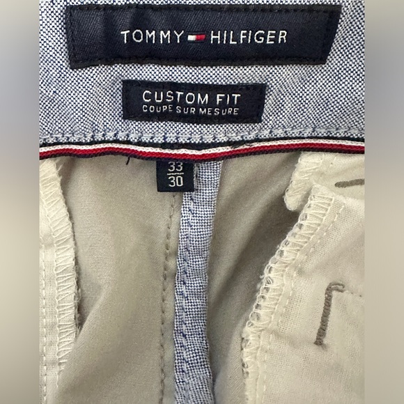 Tommy Hilfiger custom fit straight through hip and thigh. - Picture 8 of 9